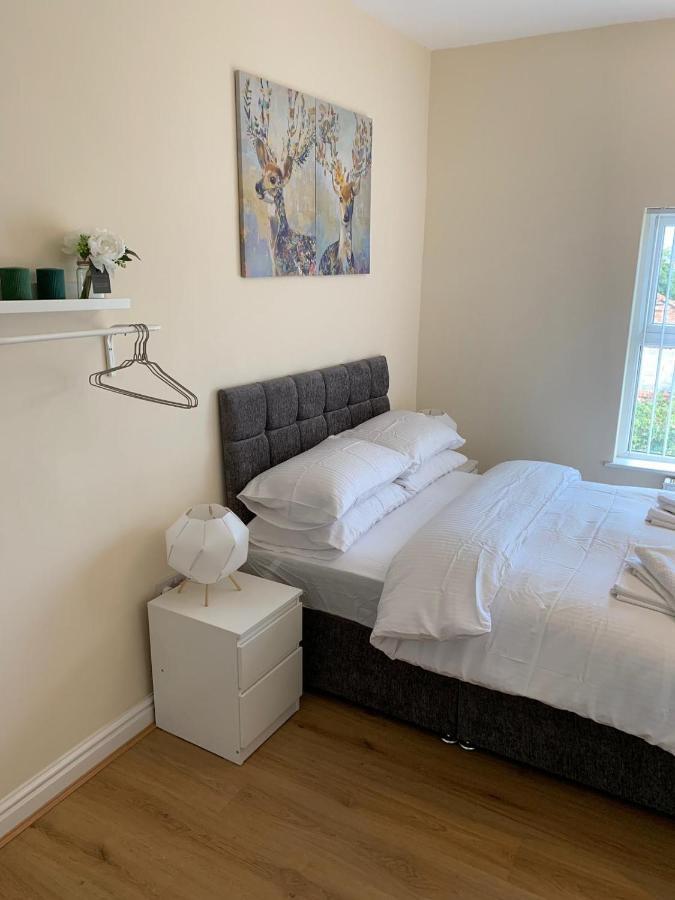 Smeaton Serviced Accommodation Liverpool Exteriör bild