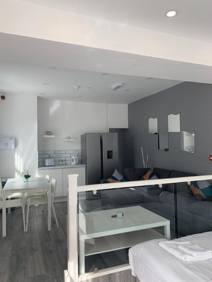 Smeaton Serviced Accommodation Liverpool Exteriör bild